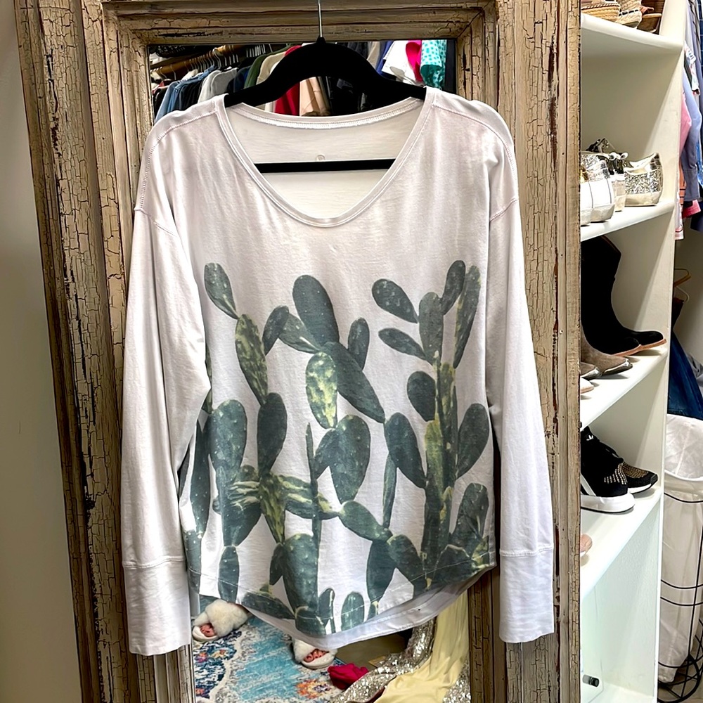 Lululemon cactus top